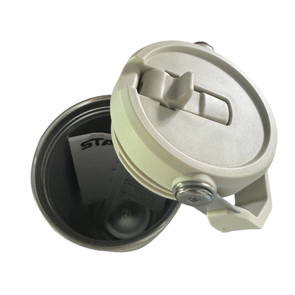 Stanley Ice Flow Sage Gray Flip Straw Tumbler - Picture 6 of 6